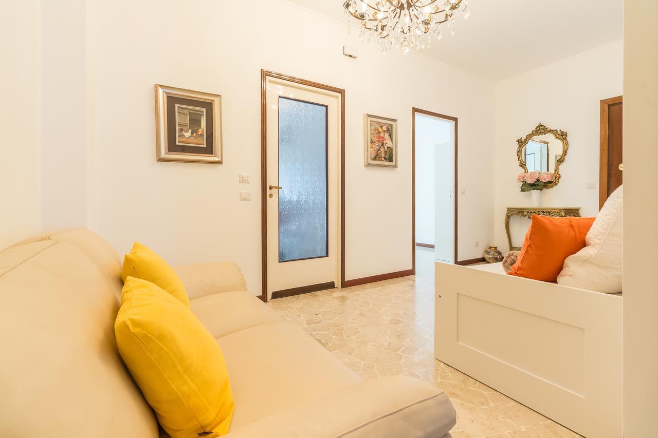 Апартаменты Alessia'S Flat- Sondrio M3 Милан Экстерьер фото